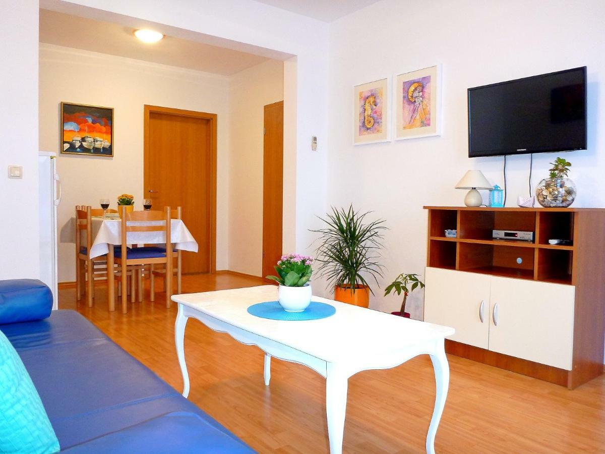 Apartments Rogulj Трогир Экстерьер фото